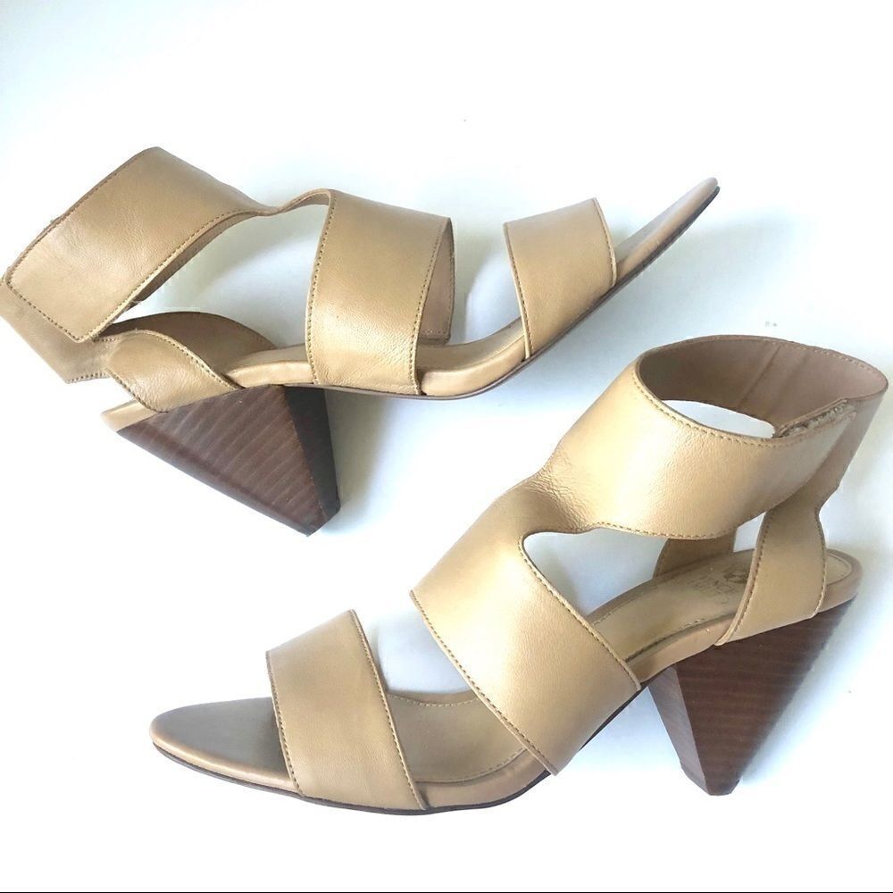 VINCE CAMUTO CAMEL LEATHER SANDALS